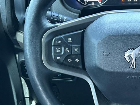 Used 2024 Ford Bronco Wildtrak image 8