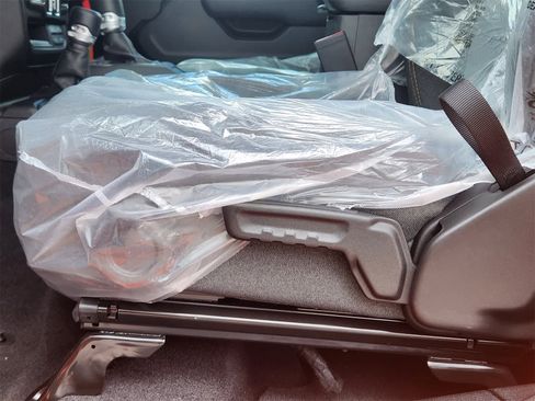 New 2025 Jeep Wrangler Sport S image 20