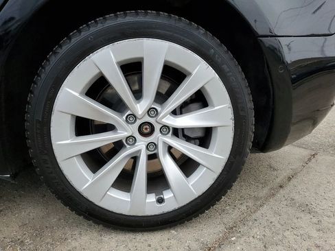 Used 2021 Tesla Model 3 Standard Range Plus image 42