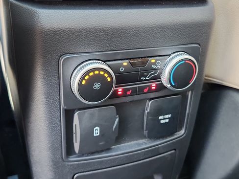 Used 2023 Ford Explorer Limited w/ Hybrid Equipment Group 310A image 9