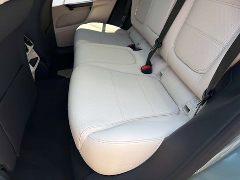 New 2026 Mercedes-Benz GLC 300 image 13