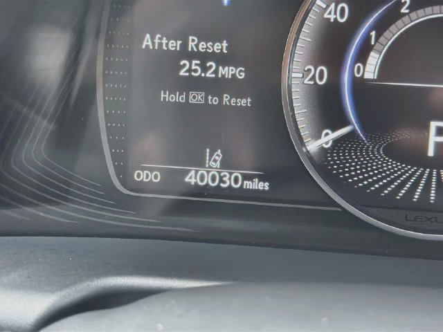 Used 2022 Lexus ES 350 Ultra Luxury w/ Accessory Package 2 FWD image 39