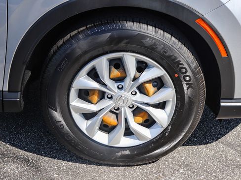 Certified 2024 Honda CR-V LX image 7