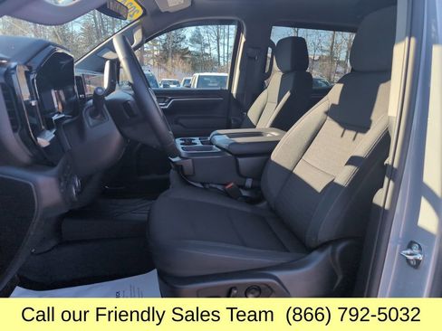 Used 2024 Chevrolet Silverado 1500 LT image 11