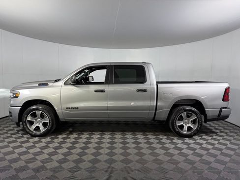 Certified 2025 RAM 1500 Tradesman AWD/4WD image 9