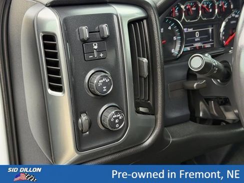Used 2017 Chevrolet Silverado 1500 LT w/ All Star Edition AWD/4WD image 12