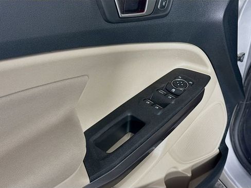 Used 2021 Ford EcoSport SE w/ SE Convenience Package image 19