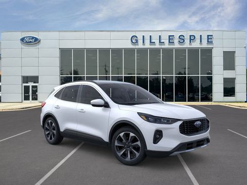 New 2024 Ford Escape Platinum w/ Class II Trailer Tow Package image 7