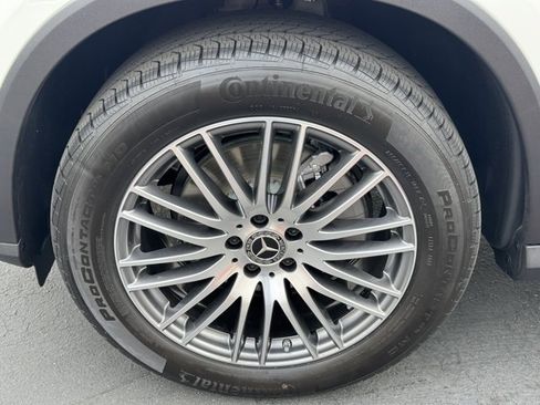 Used 2026 Mercedes-Benz GLC 300 image 15