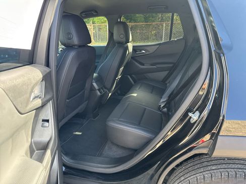 Used 2025 Chevrolet Equinox LT w/ Convenience Package II image 24