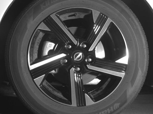 Used 2025 Nissan Sentra SV image 12