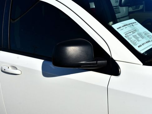 Used 2020 Dodge Journey SE w/ SE Popular Equipment Group image 7