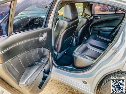 Used 2019 Dodge Charger SXT w/ Plus Group image 13