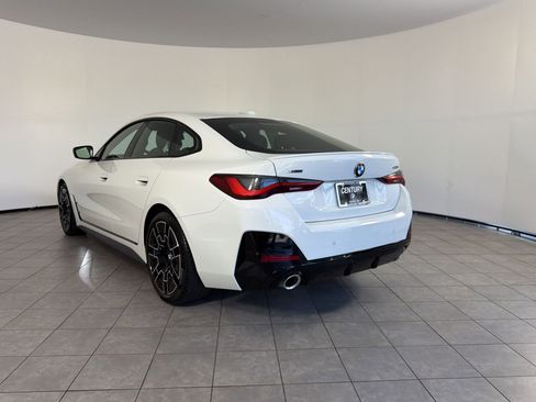 Certified 2025 BMW 430i xDrive w/ M Sport Package AWD/4WD image 3