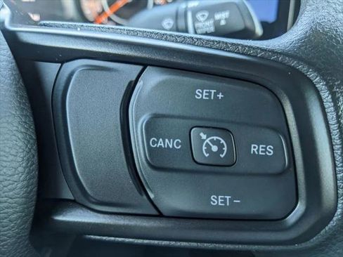 Certified 2025 Jeep Wrangler Sport image 21