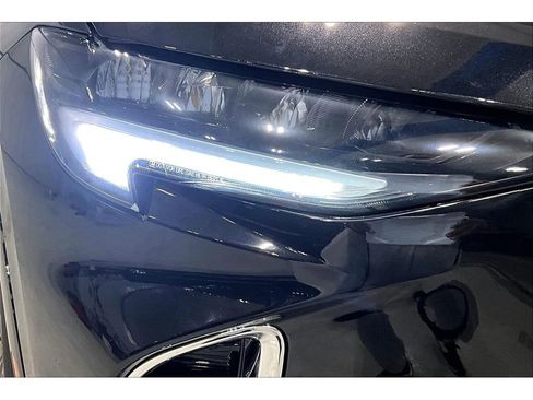 Used 2023 Buick Envision Essence w/ Sport Touring Package image 29