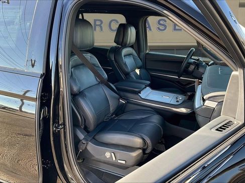 New 2026 Lincoln Navigator Reserve w/ Jet Appearance Package image 11
