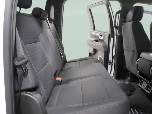 Used 2025 Chevrolet Silverado 2500 LT w/ Convenience Package image 26