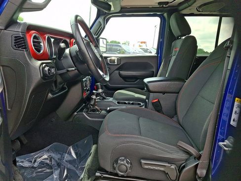 Used 2019 Jeep Wrangler Unlimited Rubicon AWD/4WD image 13