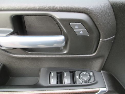 Used 2021 Chevrolet Silverado 1500 LT Trail Boss w/ Bed Protection Package AWD/4WD image 13