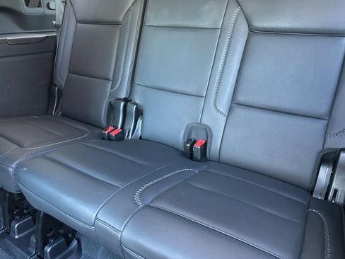 Used 2024 GMC Yukon XL Denali AWD/4WD image 18