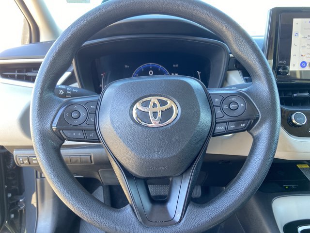 Used 2026 Toyota Corolla LE w/ LE Premium Package FWD image 35