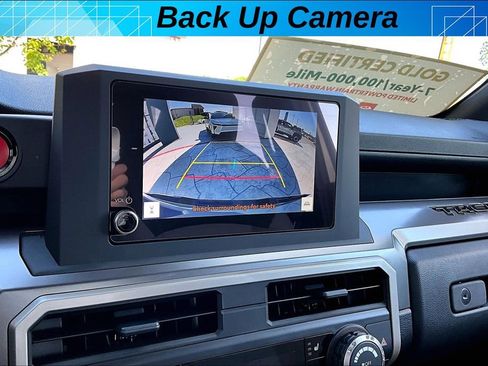 Certified 2025 Toyota Tacoma TRD Off-Road image 12