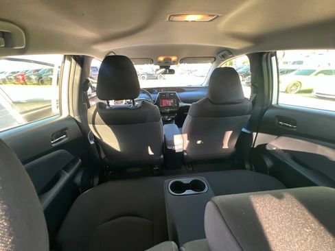 Used 2021 Toyota Prius L Eco FWD image 59