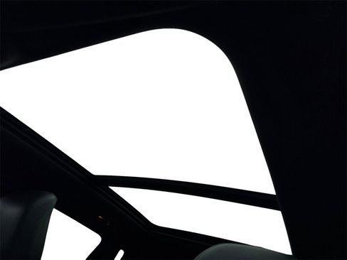 Used 2023 Jeep Compass Latitude w/ Sun and Sound Group image 10