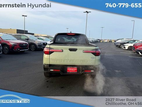 Certified 2025 Hyundai Santa Cruz SE image 32