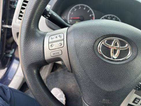 Used 2013 Toyota Corolla LE image 6