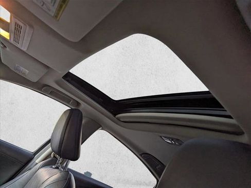 Used 2021 Honda HR-V EX-L image 15