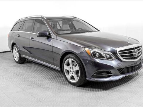 Used 2014 Mercedes-Benz E 350 4MATIC Wagon w/ Premium 1 Package image 11