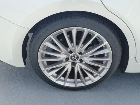 Certified 2023 Lexus IS 300 w/ Premium Package RWD image 7