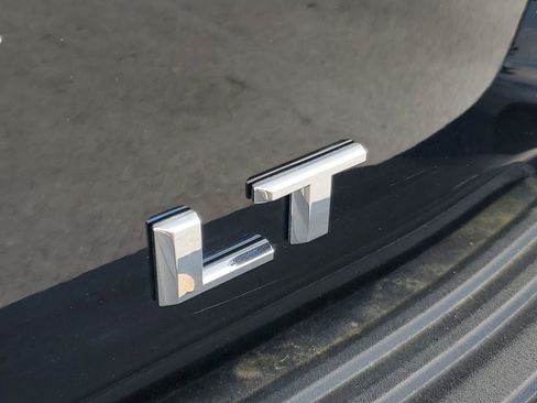 Used 2025 Chevrolet Tahoe LT image 7