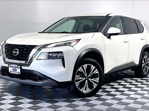 Used 2023 Nissan Rogue SV AWD/4WD image 2