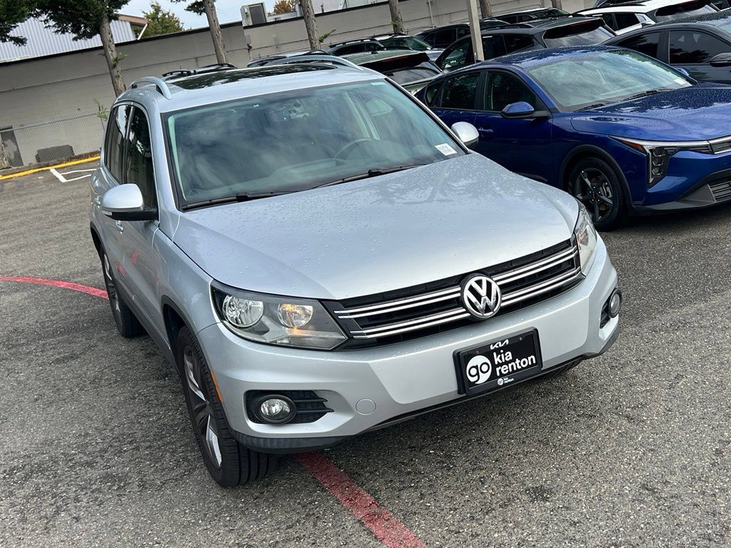 Used 2012 Volkswagen Tiguan S AWD/4WD image 7