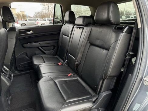 Used 2018 Volkswagen Atlas SE image 29