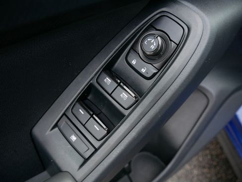 Certified 2024 Subaru Crosstrek 2.0i Premium image 19