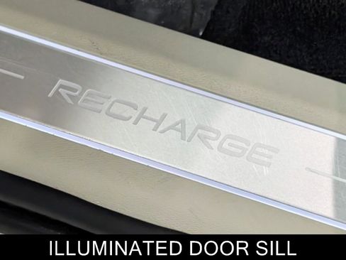 Used 2024 Volvo XC90 T8 Plus w/ Protection Package Premier image 14