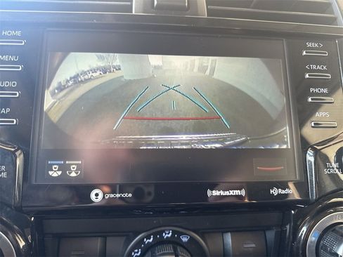 Used 2022 Toyota 4Runner TRD Off-Road Premium image 15