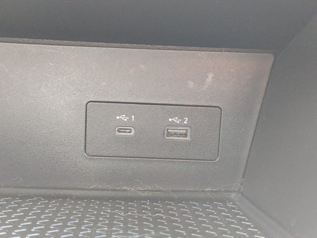 Used 2025 Nissan Pathfinder SV AWD/4WD image 43