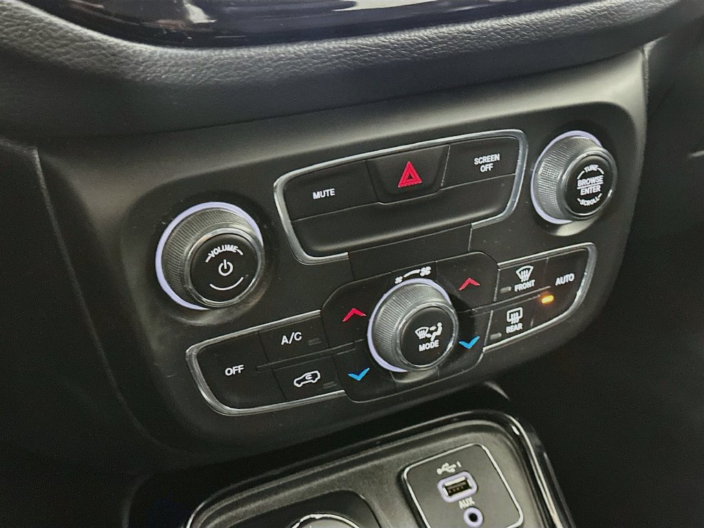 Used 2019 Jeep Compass Limited AWD/4WD image 23