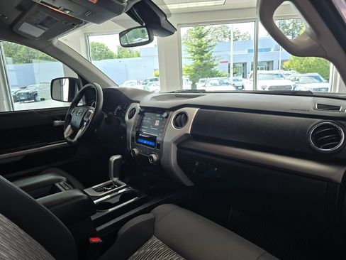 Used 2021 Toyota Tundra SR5 w/ TRD Off-Road Package AWD/4WD image 39