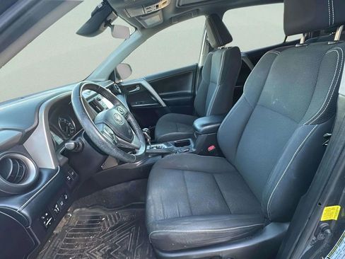 Used 2018 Toyota RAV4 Adventure image 17