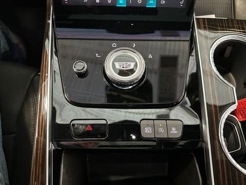 New 2026 Cadillac Escalade ESV Luxury w/ Touring Package image 20