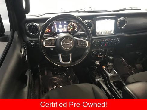Certified 2020 Jeep Gladiator Overland image 26