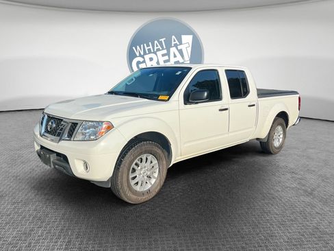 Used 2016 Nissan Frontier SV w/ SV Value Truck Package AWD/4WD image 7