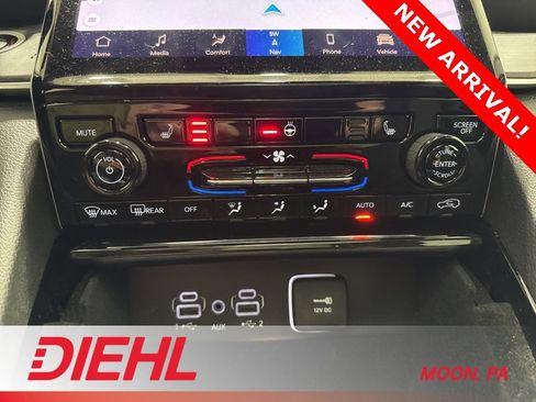 Certified 2022 Jeep Grand Cherokee Limited image 34