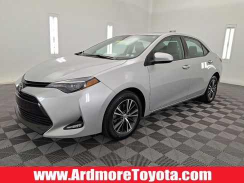 Used 2017 Toyota Corolla LE image 1